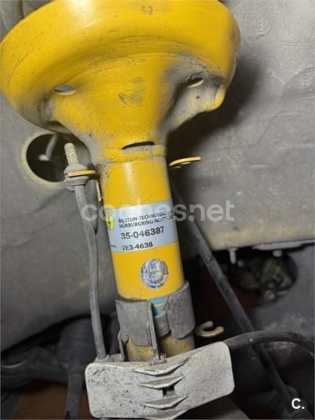 Usado Seat Leon CUPRA 210 CV (154 kW) 2004 Amarillo Utilitario