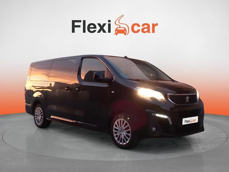 Usado Peugeot Traveller Active 120 CV (88 kW) 2021 Negro Monovolumen