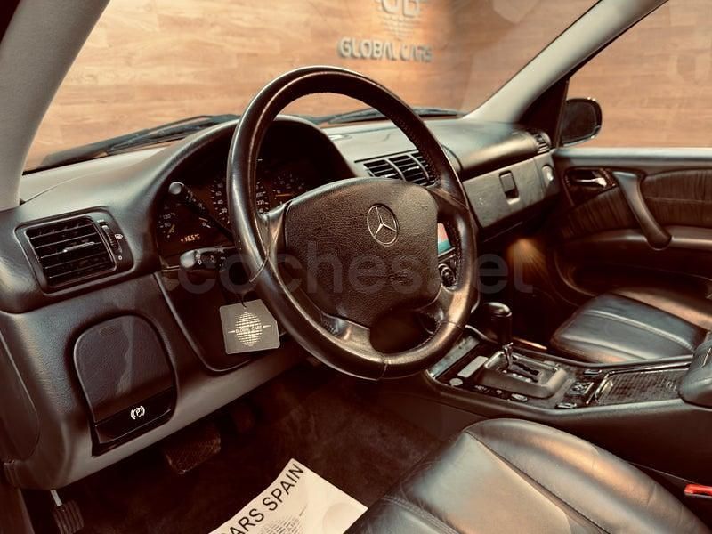 Usado Mercedes ML400 250 CV (183 kW) 2003 Azul SUV
