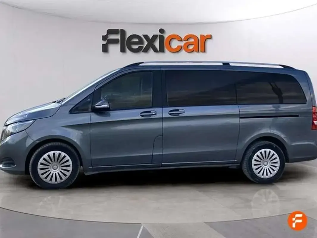 Usado Mercedes V250 Avantgarde 190 CV (139 kW) 2015 Gris Monovolumen