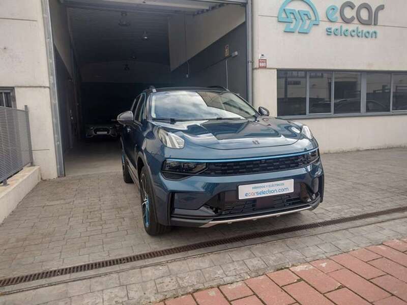 Azul Usado 2023 Lynk & Co 01 SUV | 26.900 € (Un poco caro) - Imagen 1/3