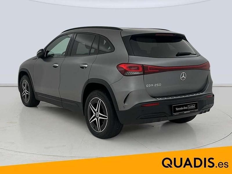 Usado Mercedes EQA250 139 kW (190 CV) 2021 Gris SUV