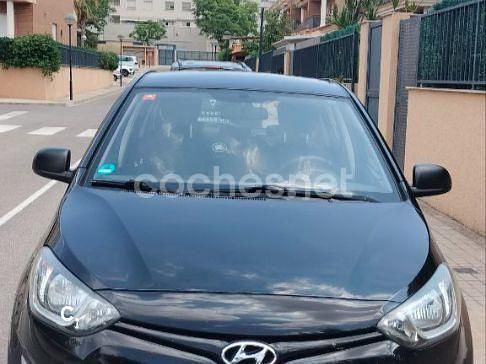 Negro Usado 2013 Hyundai i20 GO! Berlina | 6200 € (Precio justo) - Imagen 1/4