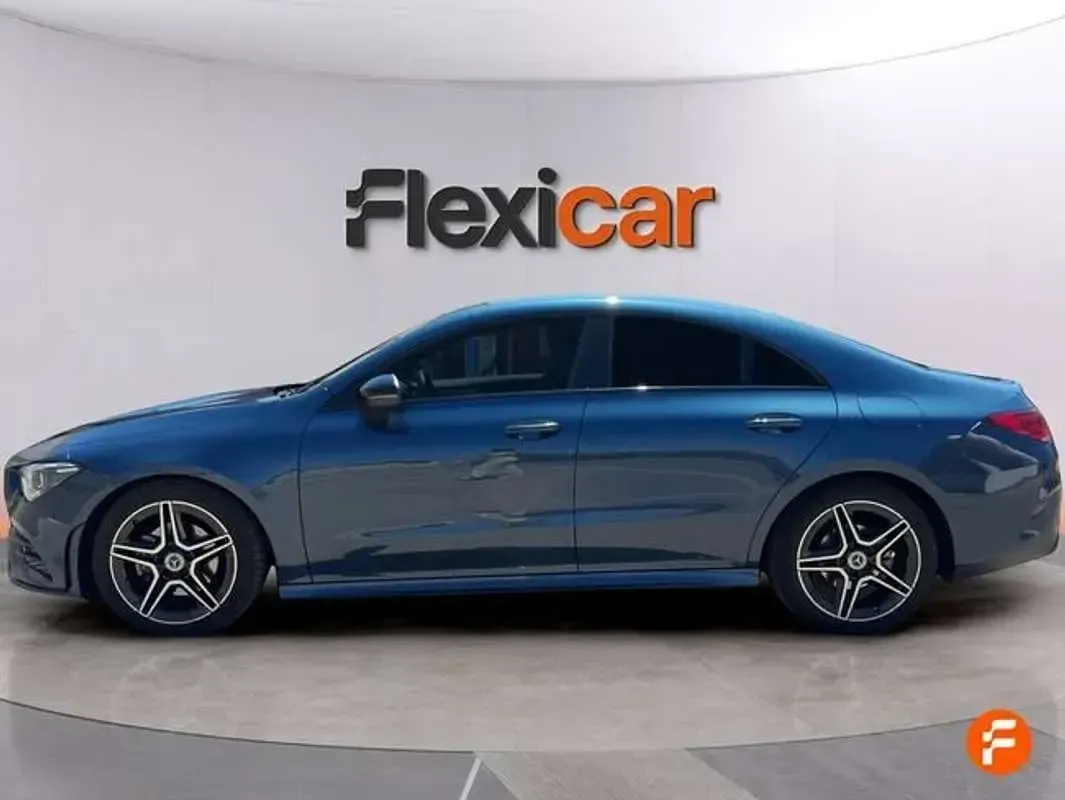 Usado Mercedes CLA180 136 CV (100 kW) 2022 Azul Coupe