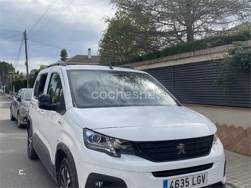 Usado Peugeot Rifter GT-line 130 CV (95 kW) 2020 Blanco Monovolumen