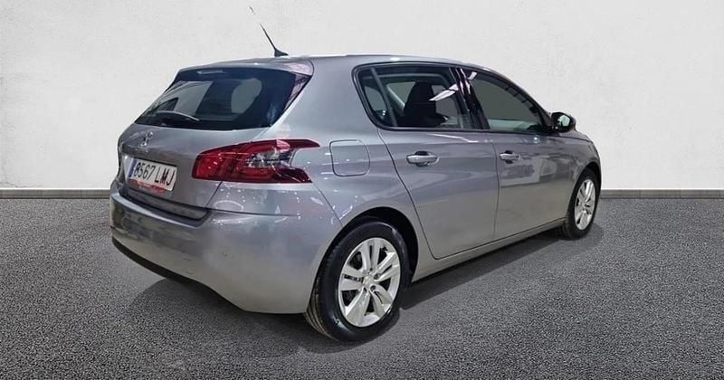 Usado Peugeot 308 Allure 130 CV (95 kW) 2021