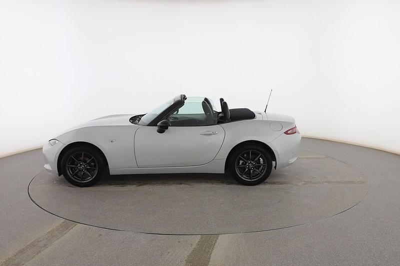 Usado Mazda MX5 Luxury 130 CV (95 kW) 2016 Gris Descapotable