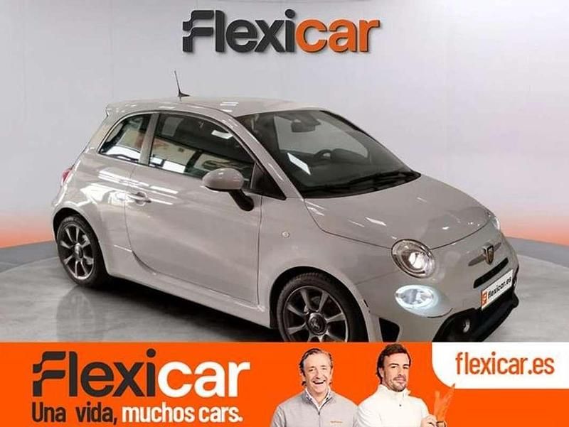 Gris Usado 2022 Abarth 595 Utilitario | 17.990 € (Buen precio) - Imagen 1/4