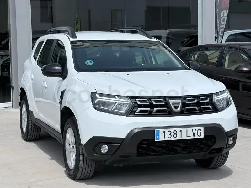 Usado Dacia Duster Comfort 115 CV (84 kW) 2021 Blanco SUV
