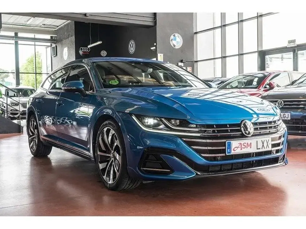 Usado VW Arteon R-line 150 CV (110 kW) 2022 Azul Familiar