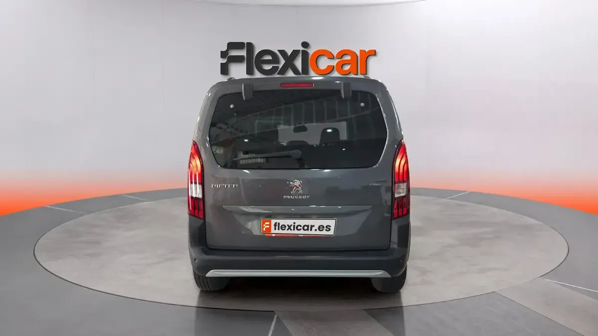 Usado Peugeot Rifter GT-line 100 CV (73 kW) 2019 Gris Monovolumen