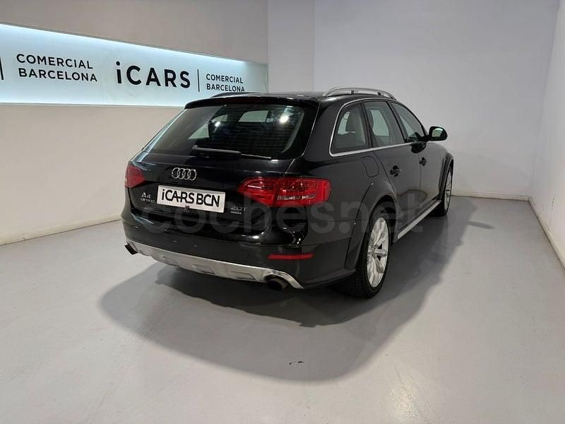 Käytetty Audi A4 Allroad 211 HP (155 kW) 2009 Musta Farmari