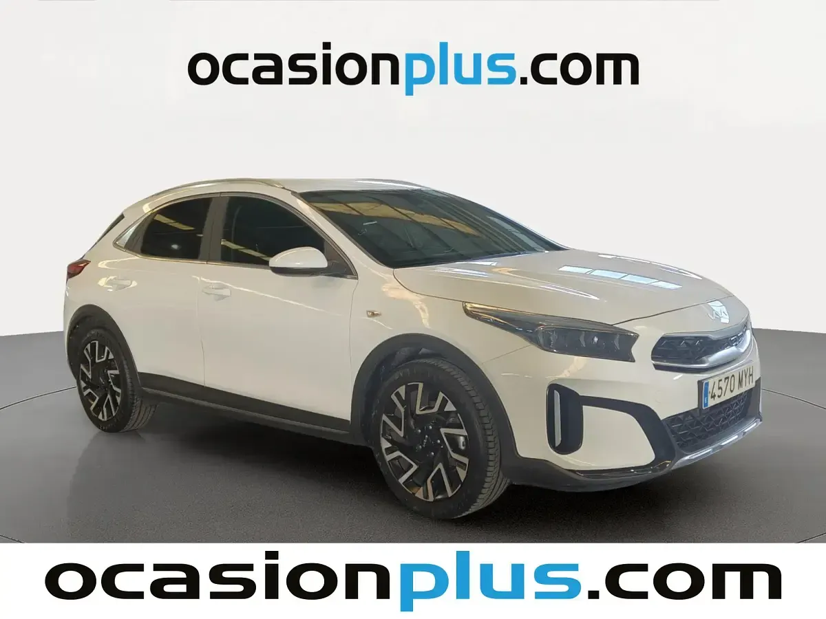 Usado Kia XCeed 100 CV (73 kW) 2025 Blanco SUV
