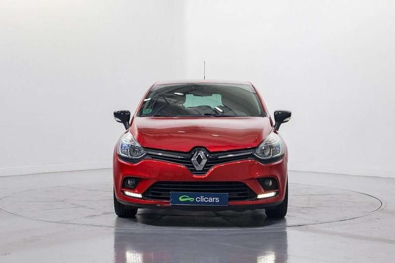 Usado Renault Clio IV LIMITED 90 CV (66 kW) 2017 Rojo Utilitario