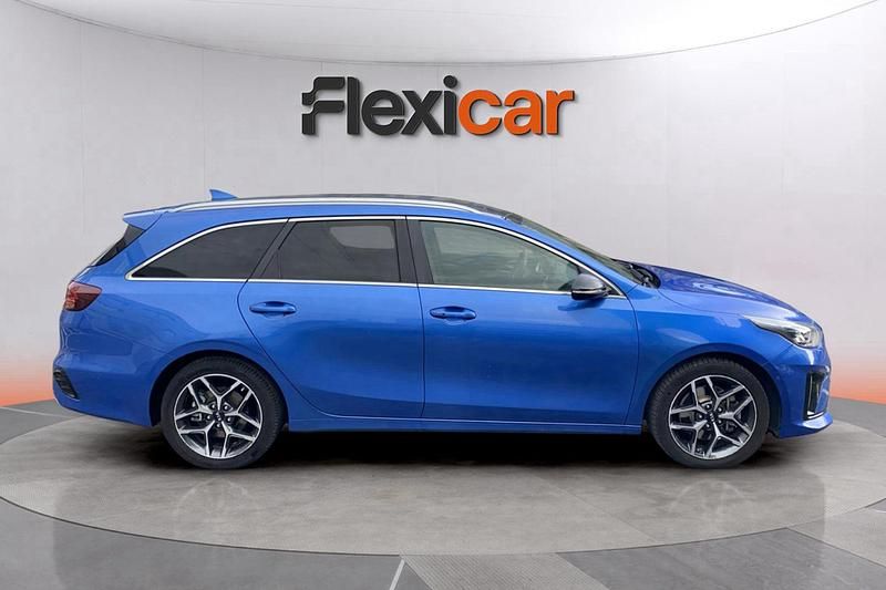 Usado Kia Ceed GT GT-Line 140 CV (102 kW) 2019 Azul Familiar