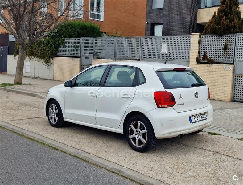 Usado VW Polo Advance 90 CV (66 kW) 2012 Blanco Utilitario