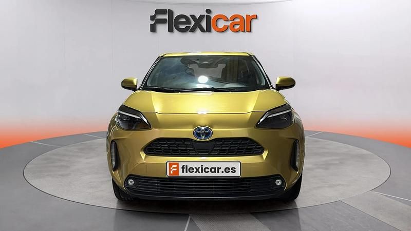 Usado Toyota Yaris Hybrid Active 116 CV (85 kW) 2024 Amarillo