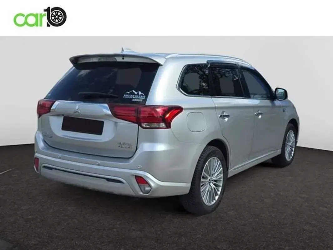 Usado Mitsubishi Outlander P-HEV 224 CV (164 kW) 2020 Gris SUV
