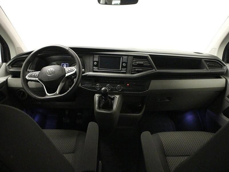 Usado VW Caravelle 110 CV (80 kW) 2024 Gris Monovolumen