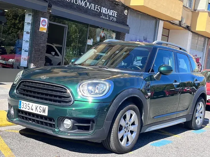 Begagnad Mini Cooper Countryman 136 HK (100 kW) 2019 Grön SUV