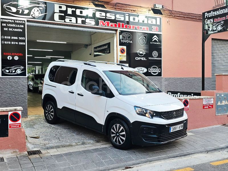 Usado Peugeot Rifter Access 100 CV (73 kW) 2019 Blanco Monovolumen