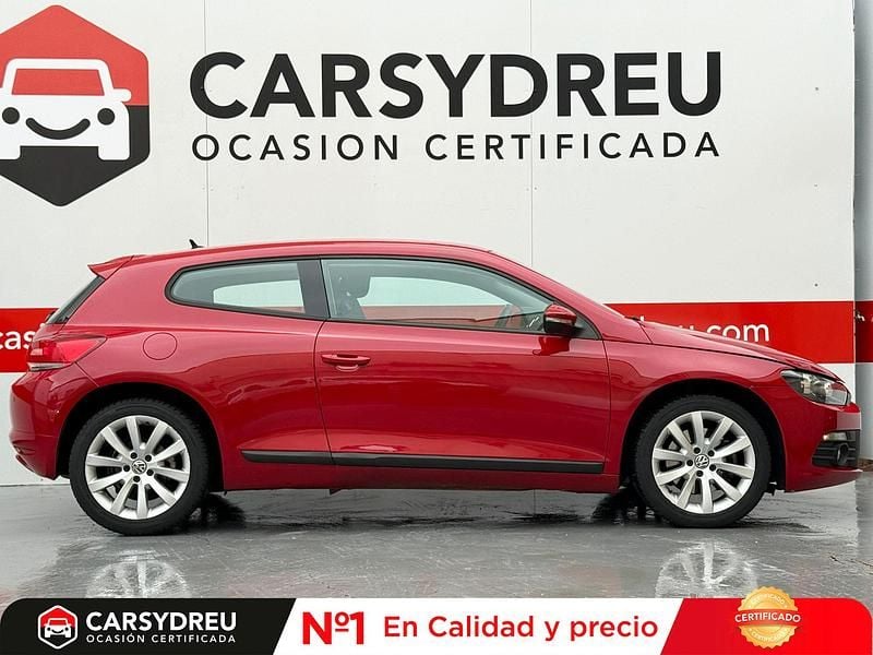 Usado VW Scirocco 160 CV (117 kW) 2011 Rojo Coupe