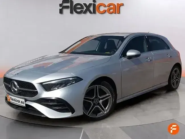 Käytetty Mercedes A250 218 HP (160 kW) 2023 Harmaa Sedan