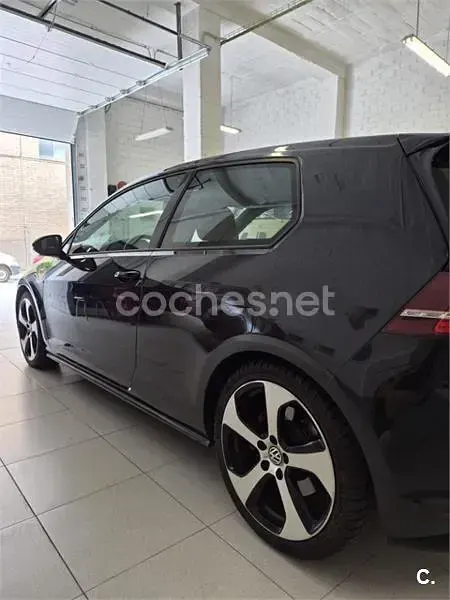 Usado VW Golf VII GTI 220 CV (161 kW) 2013 Negro Berlina