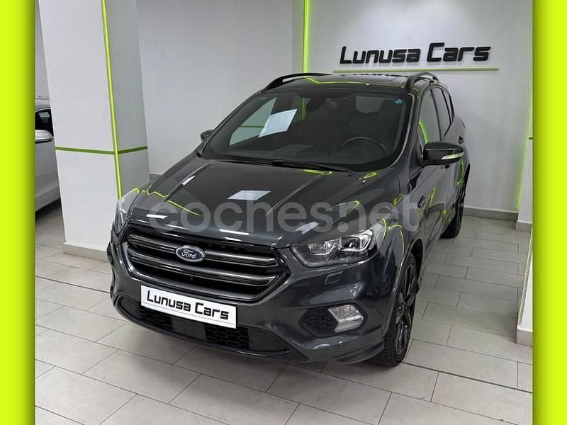 Gris / plata Usado 2017 Ford Kuga ST-Line SUV | 18.990 € (Precio justo) - Imagen 1/4