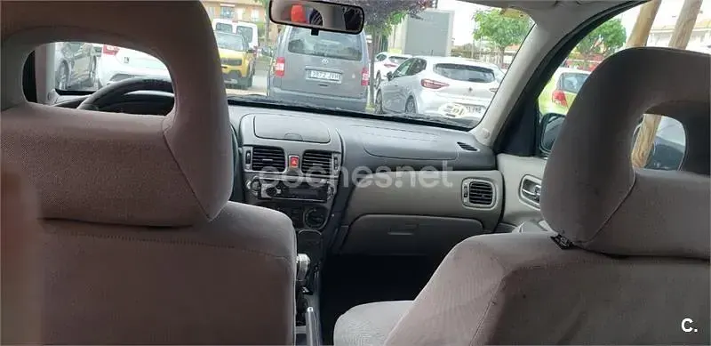 Usado Nissan Almera 114 CV (83 kW) 2001 Azul Berlina