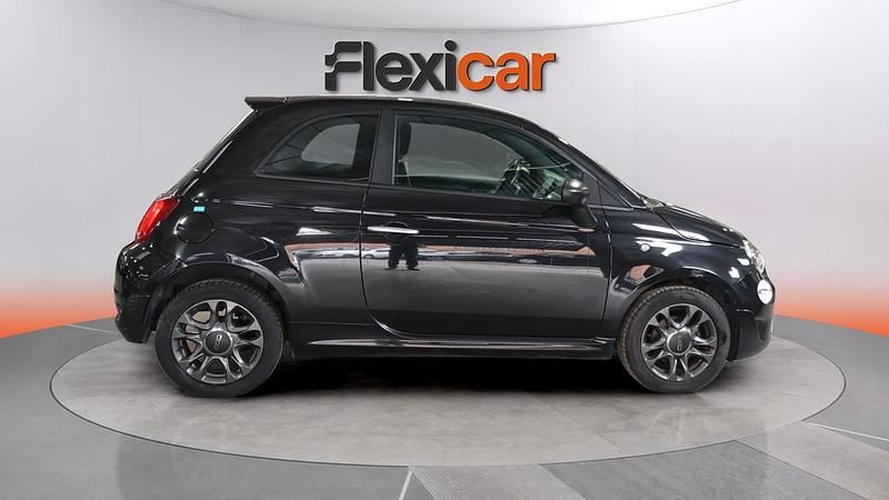 Usado Fiat 500 Club 71 HP (52 kW) 2022 Preto Sedan