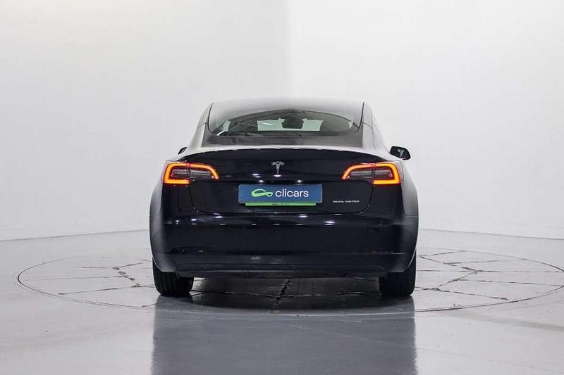 Usado Tesla Model 3 Long Range RWD 208 kW (283 CV) 2023 Negro Berlina