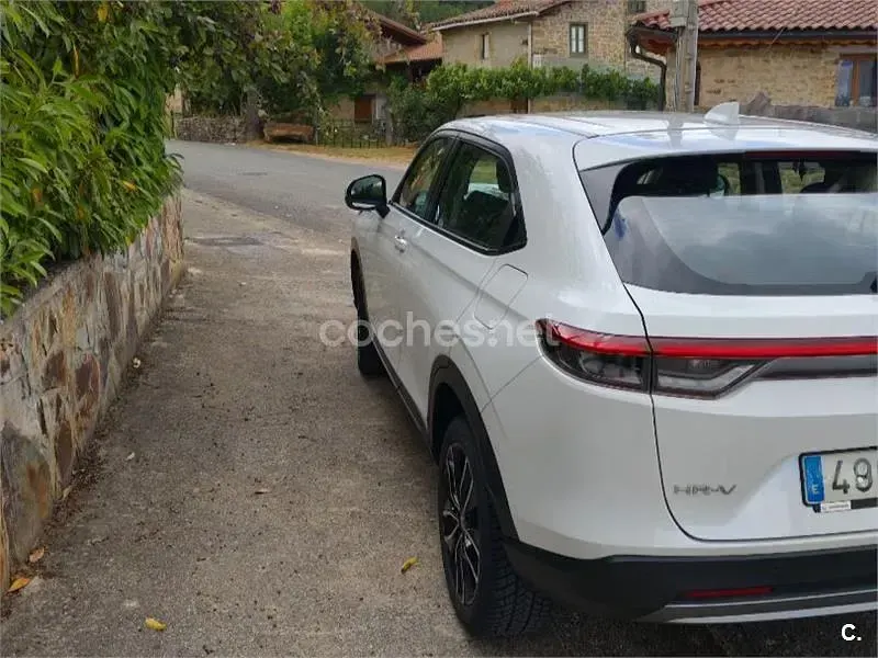 Usado Honda HR-V Elegance 131 CV (96 kW) 2024 Blanco SUV