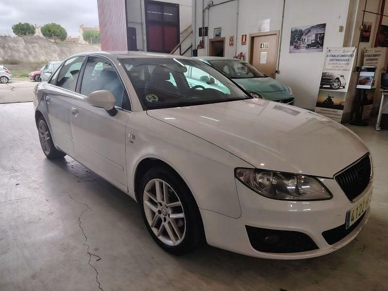 Usado Seat Exeo Reference 143 CV (105 kW) 2011 Blanco Berlina