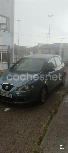 Usado Seat Altea Sport 105 CV (77 kW) 2004 Azul Monovolumen