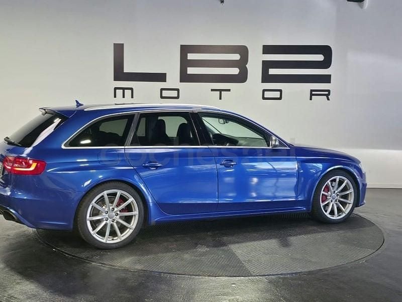 Usado Audi RS4 Comfort 450 CV (330 kW) 2014 Azul Familiar