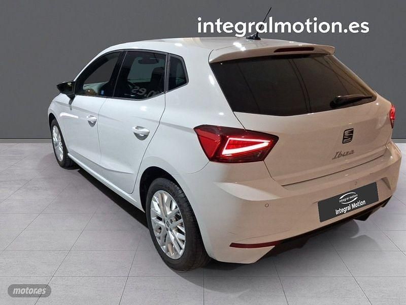 Usado Seat Ibiza XCELLENCE 115 CV (84 kW) 2025 Blanco Berlina