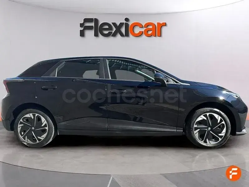 Usado MG MG4 EV 125 kW (170 CV) 2023 Eléctrico Utilitario