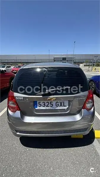 Usado Chevrolet Aveo LS 84 CV (61 kW) 2010 Gris / plata Berlina