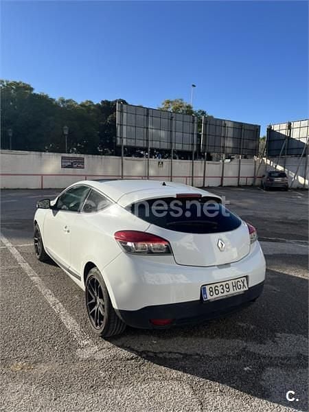 Blanco Usado 2011 Renault Mégane Dynamique Berlina | 6000 € (Precio justo) - Imagen 1/4