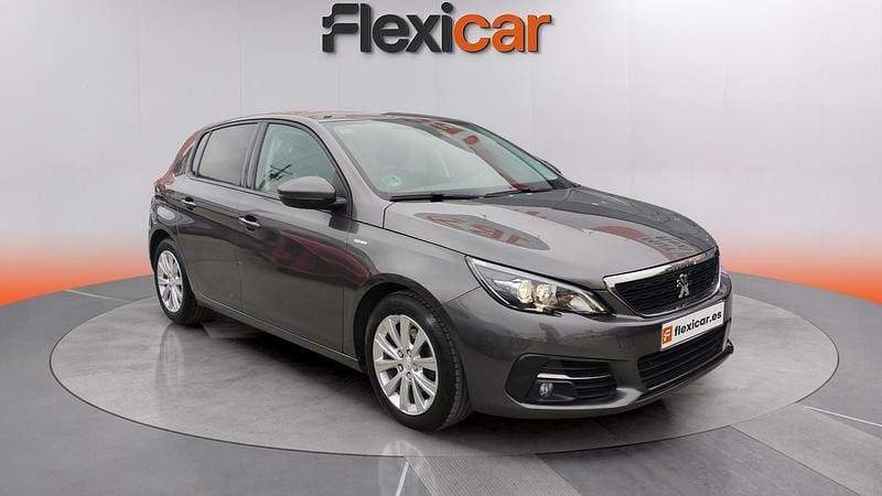 Usado Peugeot 308 Style 131 CV (96 kW) 2020 Gris Utilitario