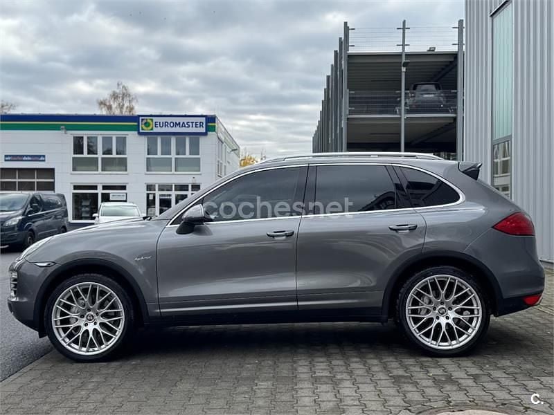 Gris / plata Usado 2011 Porsche Cayenne SUV | 24.780 € (Buen precio) - Imagen 1/4