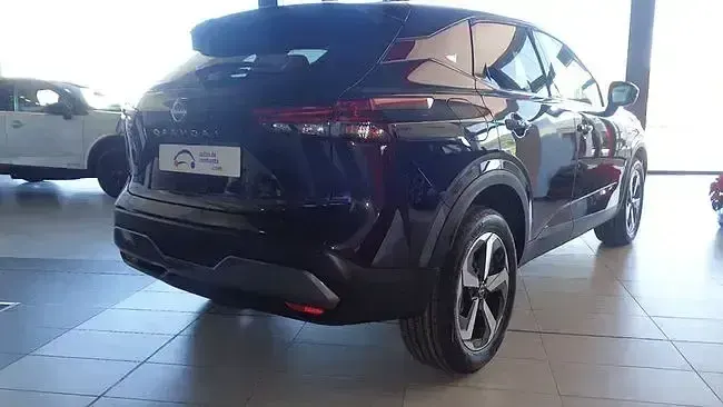 Usado Nissan Qashqai N-Connecta 140 CV (102 kW) 2024 Negro SUV