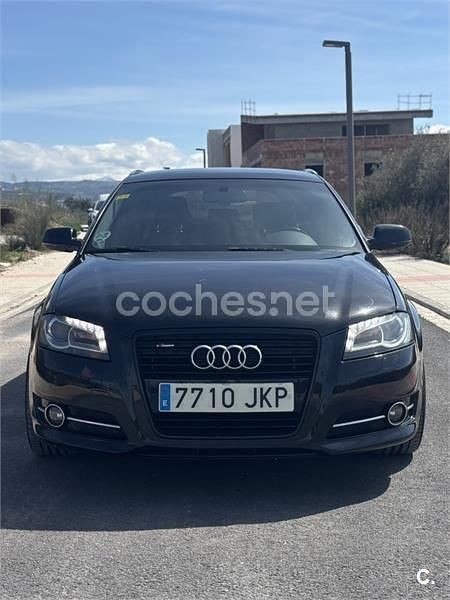 Käytetty Audi A3 Attraction 140 HP (102 kW) 2012 Musta Viistoperä