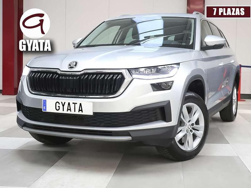 Plateado Usado 2023 Skoda Kodiaq Ambition SUV | 30.990 € (Buen precio) - Imagen 1/4