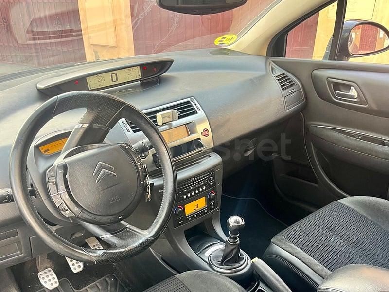 Usado Citroën C4 138 HP (101 kW) 2007 Preto Sedan