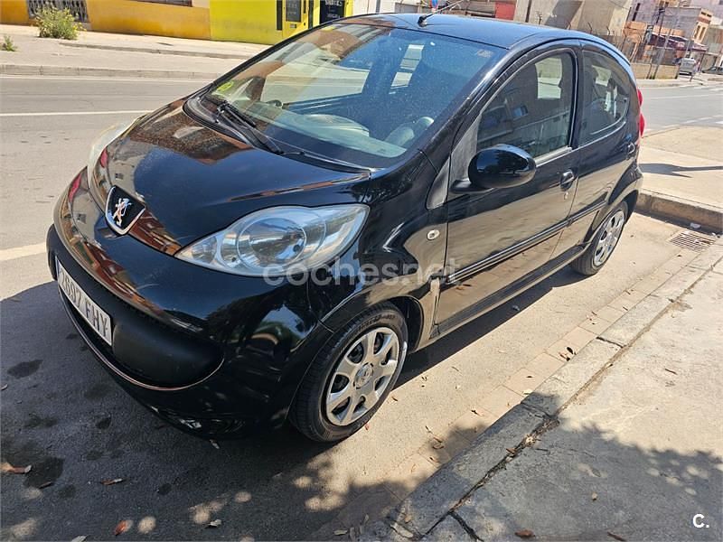 Occasion Peugeot 107 54 ch (39 kW) 2006 Noir Citadine