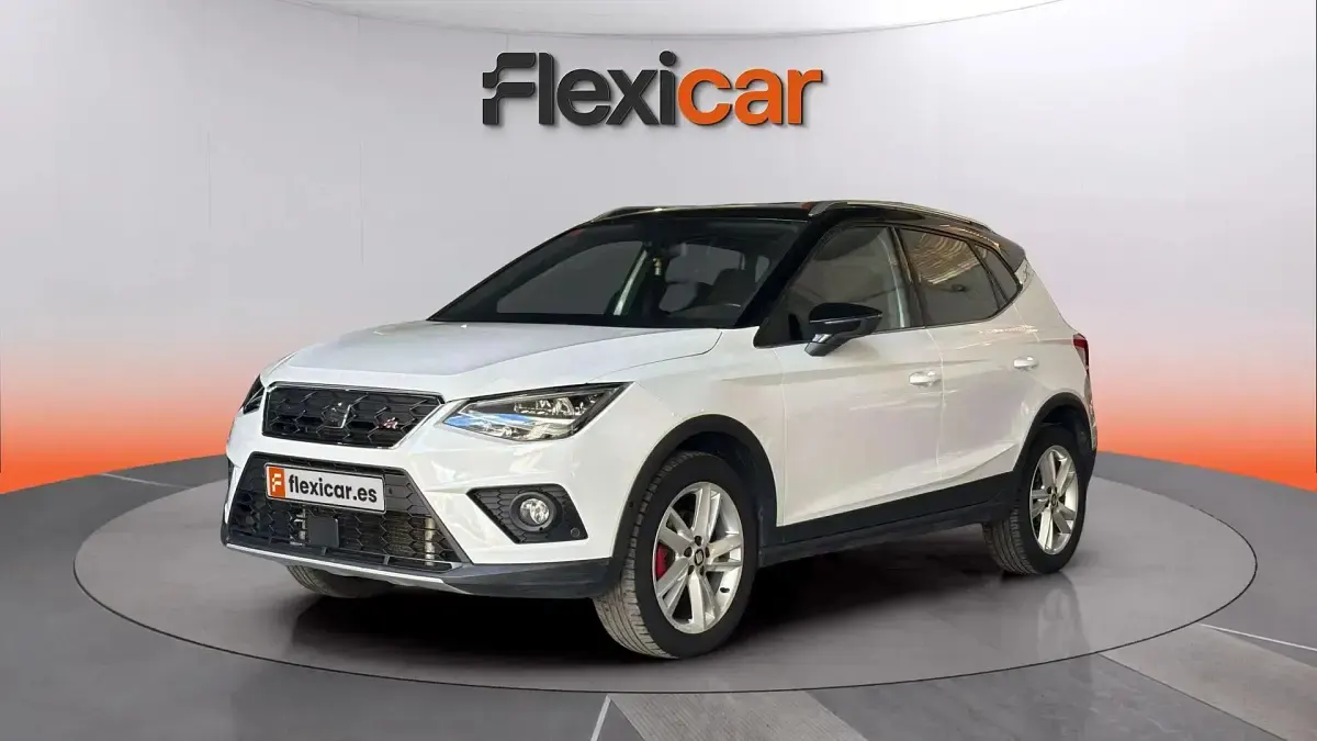 Usado Seat Arona FR 150 CV (110 kW) 2019 Blanco SUV