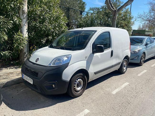 Usado Fiat Fiorino 80 CV (58 kW) 2019 Blanco Monovolumen