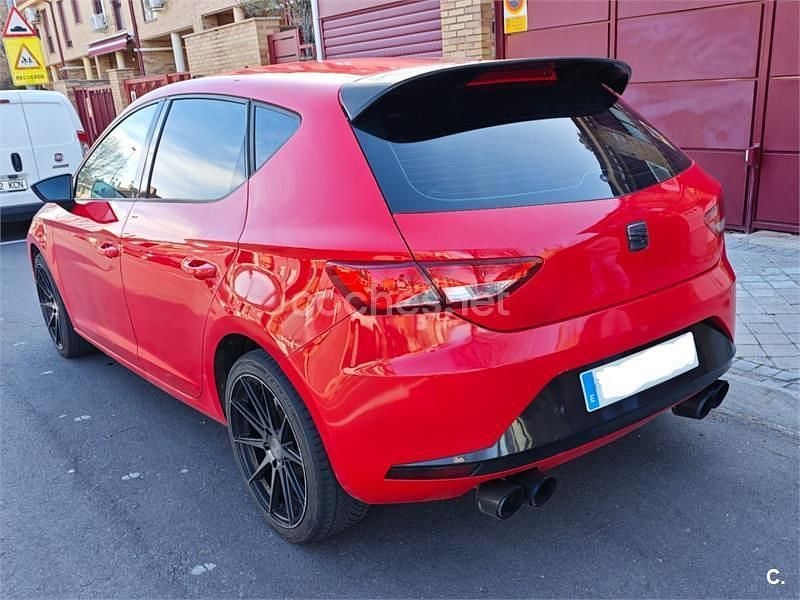 Usado Seat Leon Copa 105 CV (77 kW) 2013 Rojo Berlina